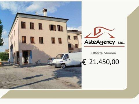 Trilocale in Via Fratelli Pinarello, 1, Loria
