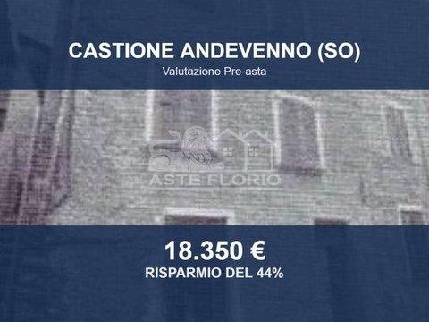 Bilocale in Via Moroni, Castione Andevenno