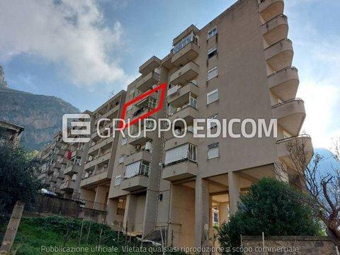 Appartamento in Salita Santa Maria di Gesù, Collesano
