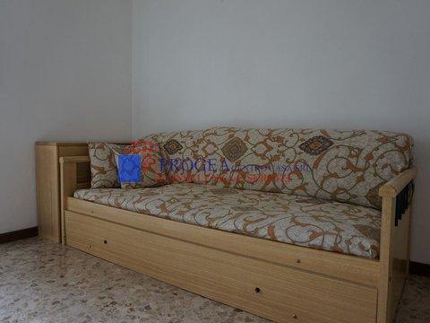Camera in Via Giovanni Pezzotta, 10, Loreto, Bergamo