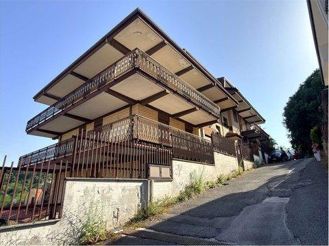 Quadrilocale in Via San Lorenzo, 24, Centro, Frosinone
