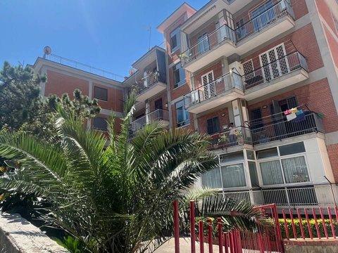 Appartamento in Via Coste D'Agnano, 23, Zona Alta - Solfatara - Rione Ortodonico, Pozzuoli