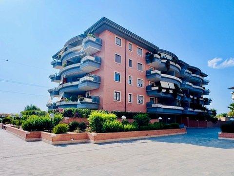 Bilocale in Via Carlo Urbani s.n.c, Collina delle Muse, Roma