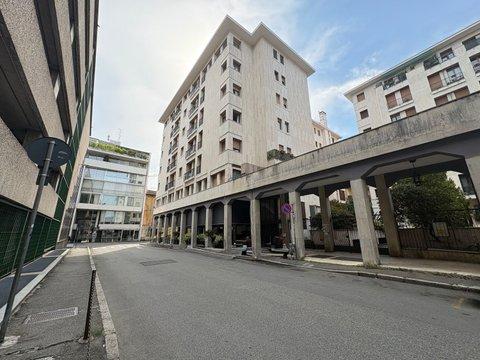 Trilocale in Piazzale Europa, 1, Centro, Gallarate