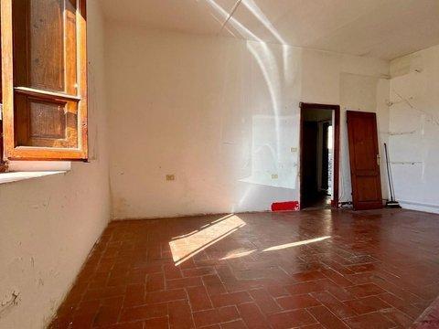 Bilocale in Via Cammillo Barni, s.n.c, Galluzzo, Firenze