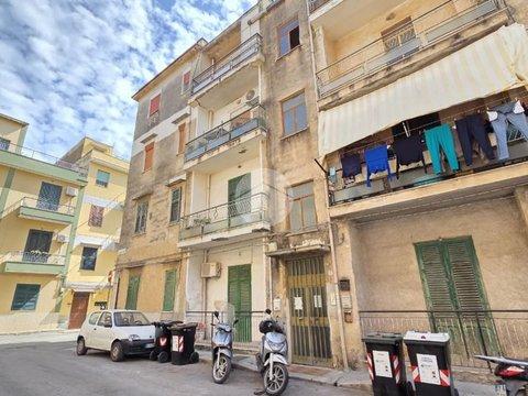 Trilocale in Via Gorgone Giovanni, 2, Cruillas, Palermo