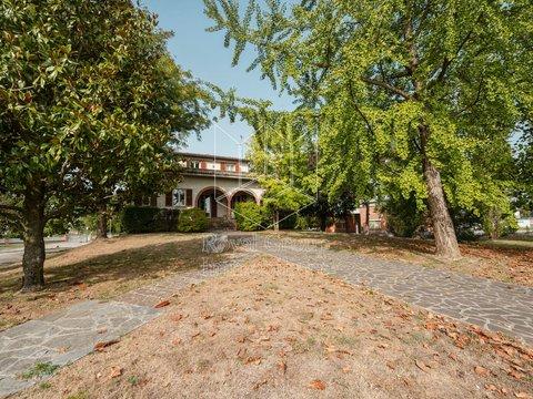 Casa indipendente in Via D. Alighieri, 31, San Secondo Parmense