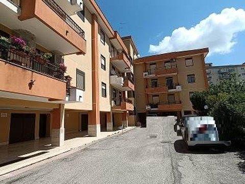 Quadrilocale in Via Giorgio la Pira, 49, Via Salvo d'Acquisto - Via Frà Giarratana, Caltanissetta