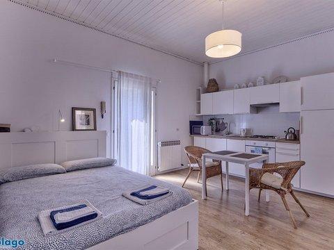 Monolocale in Via Aspromonte, 23, Lungo Lago-Centro, Lecco