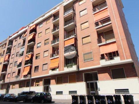 Trilocale in via Duino, 109, Mirafiori Sud, Torino