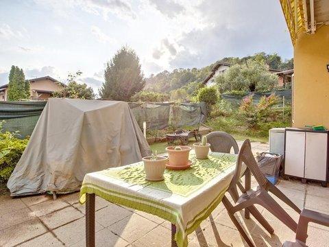 Appartamento in Via Profaré s.n.c, Laveno Mombello