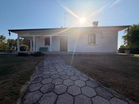 Villa in Via Romea s.n.c, Porto Viro