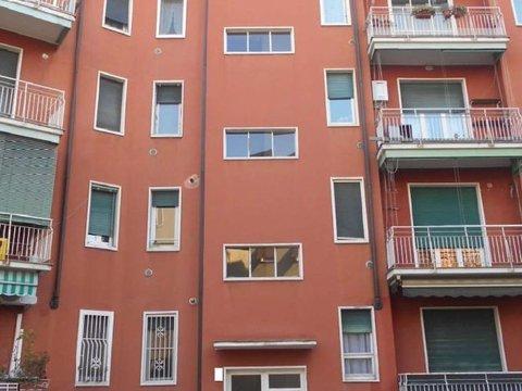 Bilocale in via Lorenteggio, 205, Lorenteggio - Giambellino, Milano