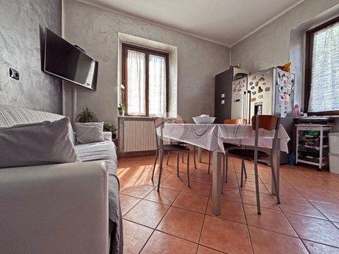 Trilocale in Via Cottolengo, 2, Pinerolo