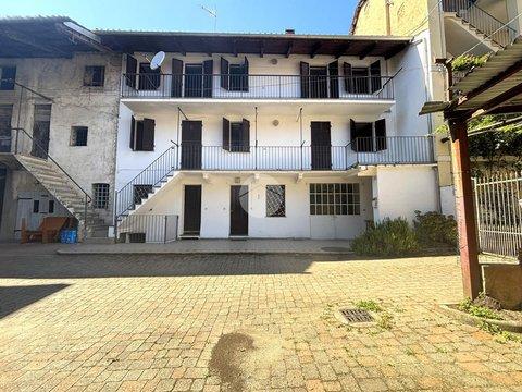Villetta bifamiliare in Via Parrocchia, 7, Burolo