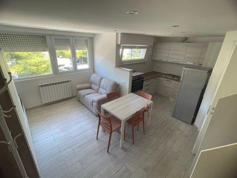 Appartamento su due piani in Viale Viareggio, 222, Fregene, Fiumicino