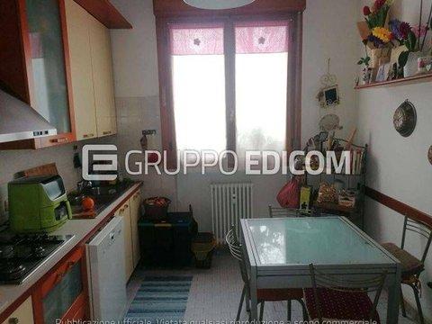 Trilocale in Viale Fulcieri Paulucci di Calboli, Spazzoli, Forlì