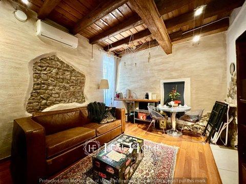 Quadrilocale in Corso Castelvècchio s.n.c, Valderde - Simoni, Verona
