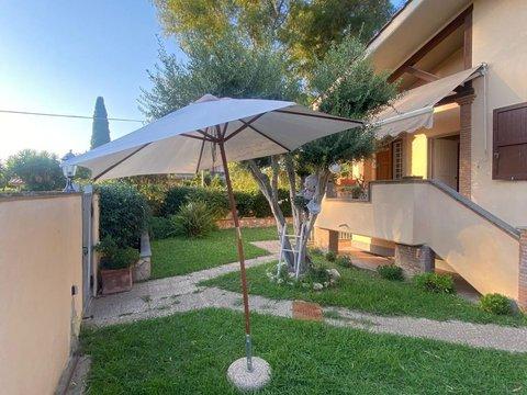 Villa in Via Ernesto Boezi, 14, Infernetto, Roma