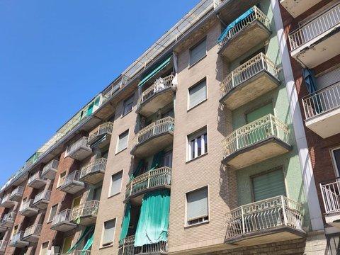 Trilocale in Via Arnaz, 6, Pozzo Strada, Torino