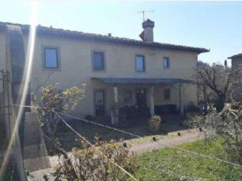 Villa in Via Borgonuovo, 38, Rufina