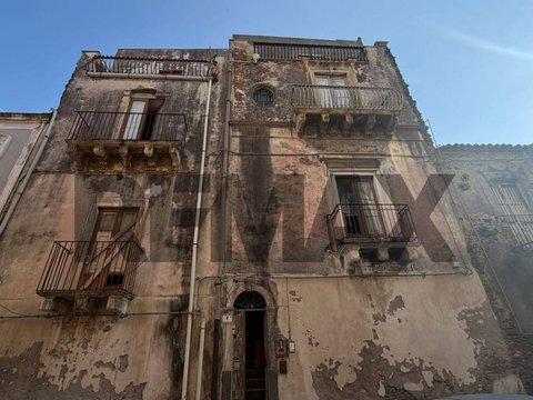 Casa indipendente in Via Costantino, 4, Fortino-Acquicella, Catania