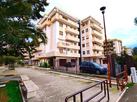 Trilocale in Via Vincenzo Gioberti, 47, San Ciro - Stadio, Foggia