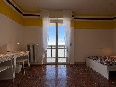Camera in Via Podgora, Parco Nord-Viale Fulvio Testi, Cinisello Balsamo