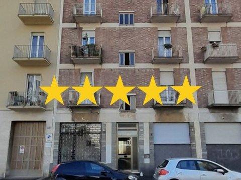 Trilocale in Via Valentino Carrera, Parella, Torino