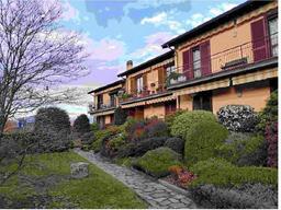 Trilocale in Via Trieste, 63, Buguggiate