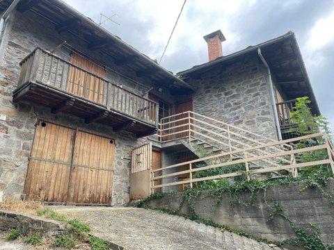 Casa indipendente in Via Tagliaretto, 20, Torre Pellice