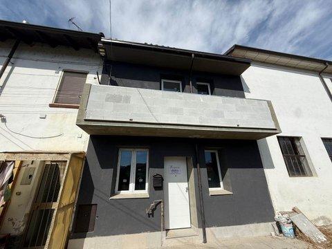 Villetta bifamiliare in Via I Maggio, 21, Costanzana