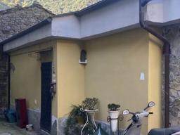 Casa indipendente in Via Montà, 24, Montalto Carpasio