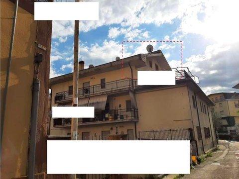 Trilocale in Via Prato la Terra, 1, Carsoli
