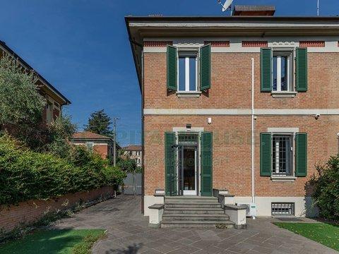 Villetta bifamiliare in Via Filippo Turati s.n.c, Costa Saragozza, Bologna