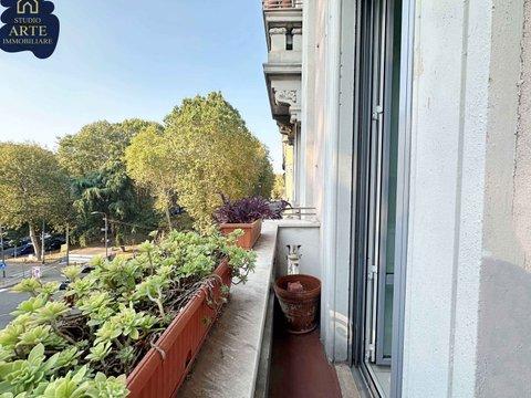 Trilocale in Via Plinio, 14, Morgagni - Bacone, Milano