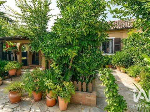 Villetta a schiera in Via del Golf, 91, Garlenda
