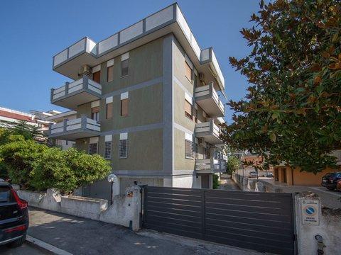 Trilocale in Viale Monte Sirente, 8, Lungomare Alcione, Francavilla al Mare