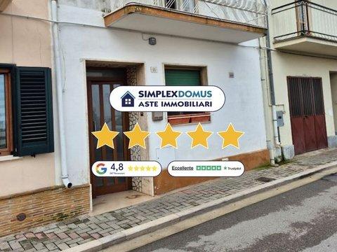 Trilocale in Via di Camillo Attilio, Monteodorisio