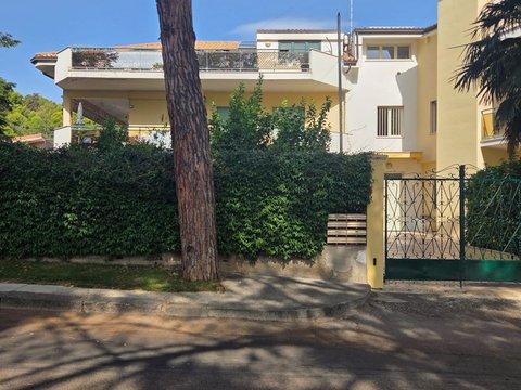 Villa in Via Gran Paradiso, Montesilvano Colle-Via Alcide de Gasperi, Montesilvano