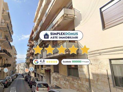 Trilocale in Via E. Cuzzocrea, Centro, Reggio Calabria