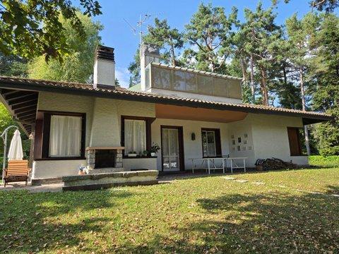 Villa in Via Delle Ginestre, s.n.c, Appiano Gentile
