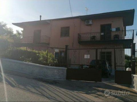 Villetta bifamiliare in Collina Sant' Antonio, 1, Teano
