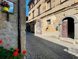 Trilocale in Via della Fratta, 22, Grotte di Castro