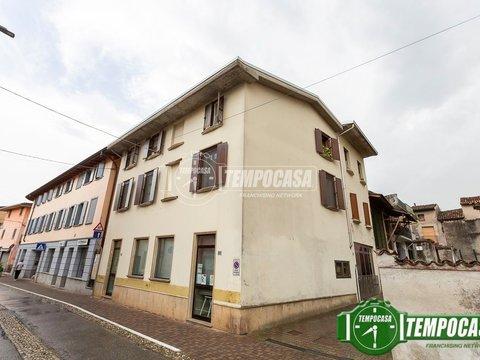Trilocale in Via Medaglie d'Argento, Vaiano Cremasco