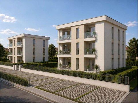 Trilocale in Via G. Mameli s.n.c, Malnate