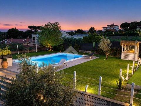 Villa in Via Santo Spirito, 87, Castel Gandolfo