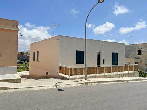Casa indipendente in Via Castellammare, 181, Buseto Palizzolo