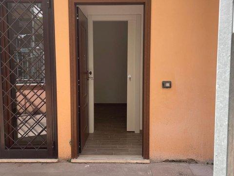 Casa indipendente in Via dei Salici, 54, Alessandrino, Roma