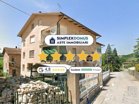 Appartamento in Via XX Settembre, Castelnovo Ne' Monti
